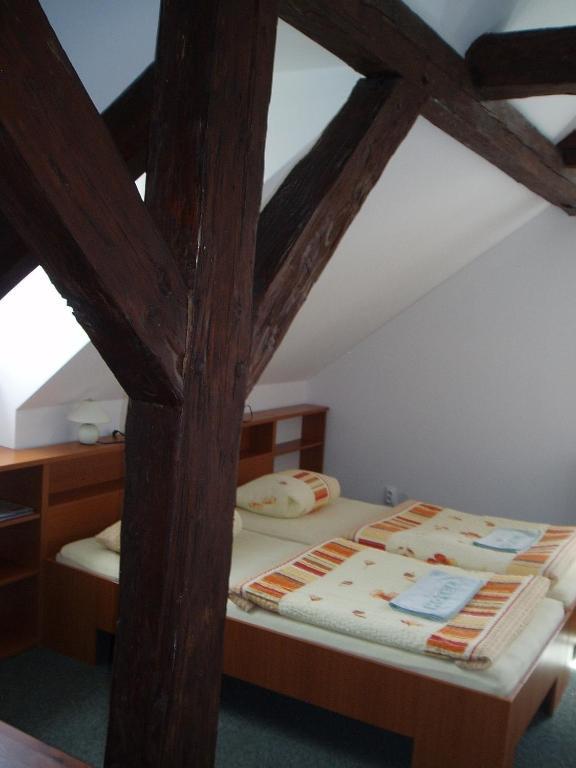 Restaurace a Penzion Česká Hospoda Heřmanice Quarto foto